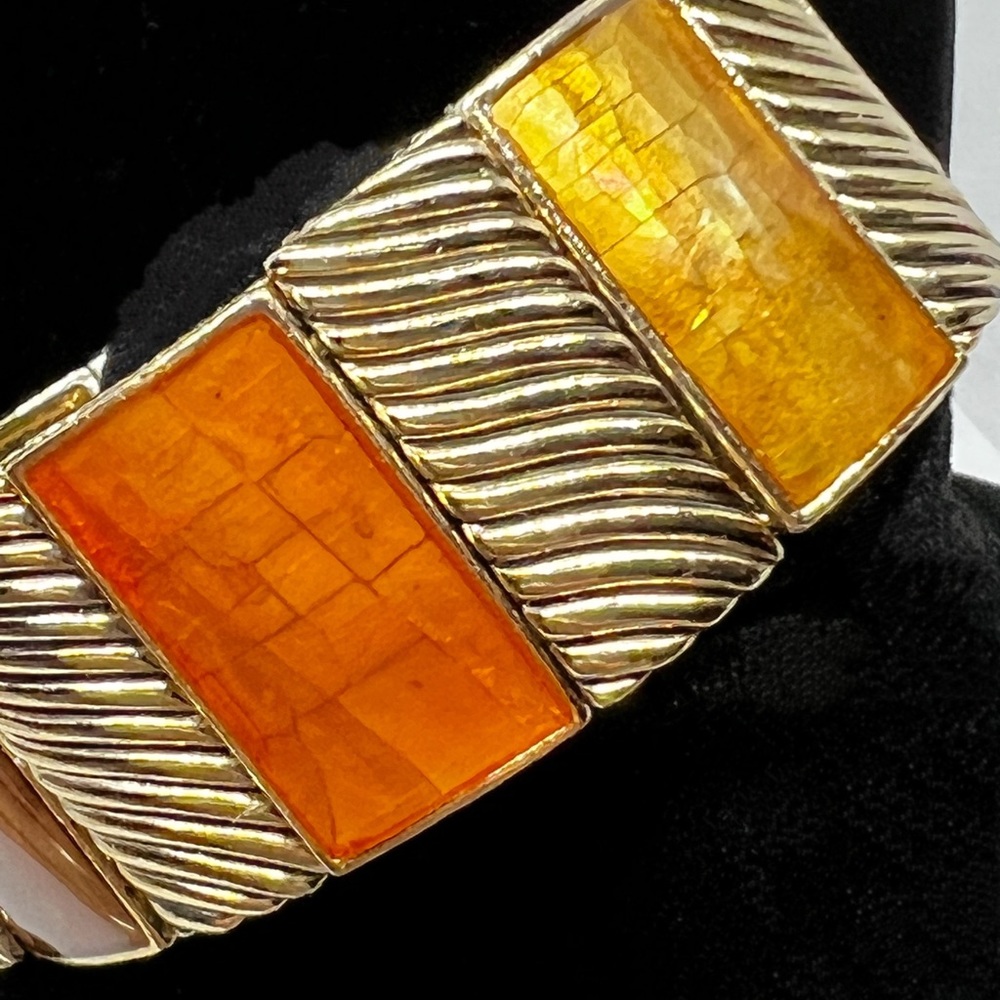 Vintage Crackled Mother of Pearl Shell Mosaic Resin Tiled Stretch Bracelet - Picture 6 of 7